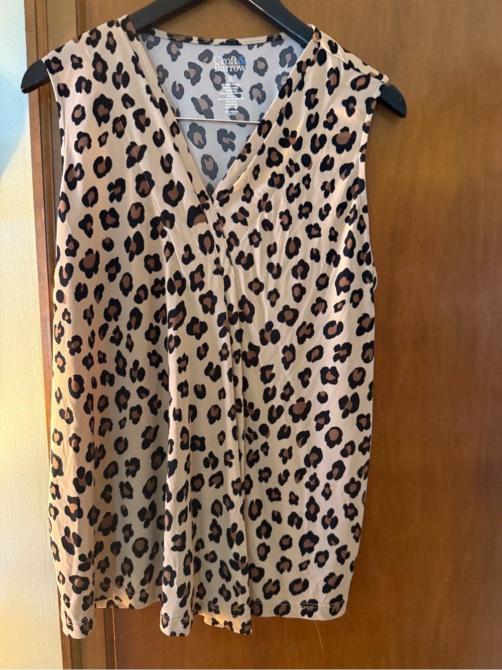 croft & barrow Beige Leopard Print Sleeveless V-Neck Camisole